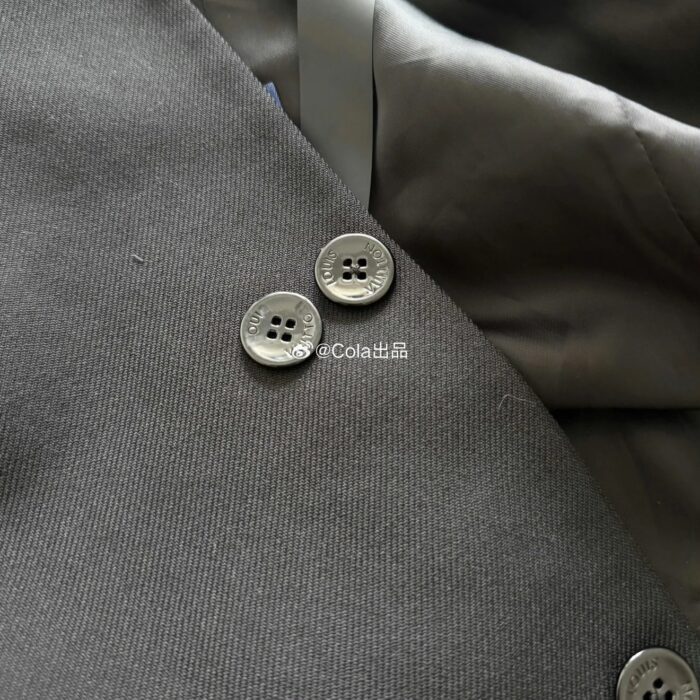 루이비통 캐쥬얼 뒷면 진주 모노그램 양복 상의 자켓 블랙 레플리카 미러급 SA급 S급 고퀄리티 하이엔드 최상급 의류 [남성여성공용] 8