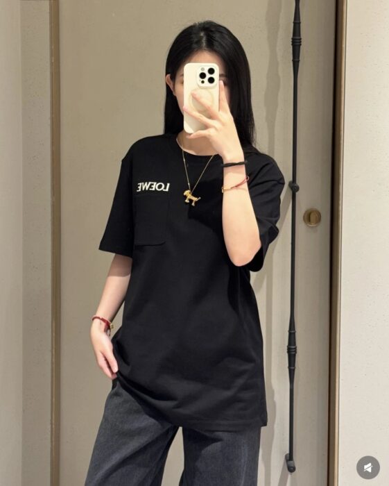 로에베 LOEWE 자수 반팔티 블랙 레플리카 미러급 SA급 S급 고퀄리티 하이엔드 최상급 의류 [남성여성공용] 3