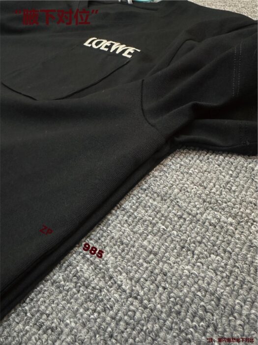 로에베 LOEWE 자수 반팔티 블랙 레플리카 미러급 SA급 S급 고퀄리티 하이엔드 최상급 의류 [남성여성공용] 12