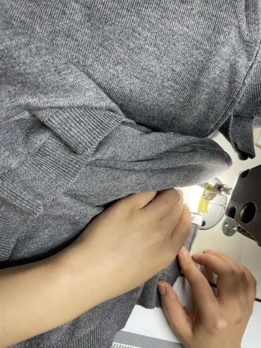 로에베 모노그램 자카드 순색 니트 반팔티 그레이 레플리카 미러급 SA급 S급 고퀄리티 하이엔드 최상급 의류 [여성] 5