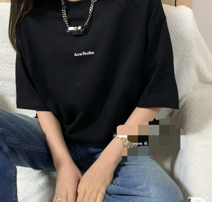 아크네스튜디오 미니 모노그램 반팔티 블랙 레플리카 미러급 SA급 S급 고퀄리티 하이엔드 최상급 의류 [남성여성공용]