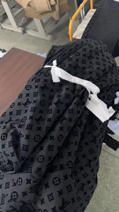 루이비통 모노그램 프라워 플록 긴팔 셔츠 레플리카 미러급 SA급 S급 고퀄리티 하이엔드 최상급 의류 [남성여성공용] 6