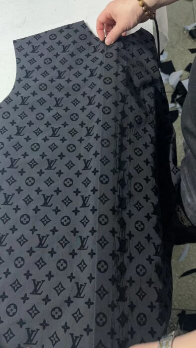 루이비통 모노그램 프라워 플록 긴팔 셔츠 레플리카 미러급 SA급 S급 고퀄리티 하이엔드 최상급 의류 [남성여성공용] 8