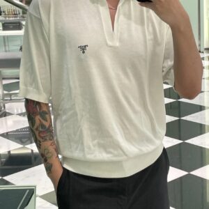 프라다 실크 반팔 폴로티 / 반팔티 / 카라티 화이트 레플리카 미러급 SA급 S급 고퀄리티 하이엔드 최상급 의류 [남성여성공용]