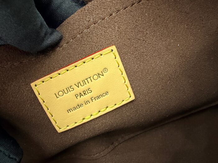 루이비통 스콰이어 이스트 웨스트 M28951 레플리카 미러급 SA급 S급 고퀄리티 최상급 하이엔드 가방 [여성] 10