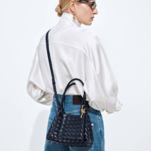 보테가베네타 스몰 파라슈트 796569 네이비 블랙 레플리카 미러급 SA급 S급 고퀄리티 최상급 하이엔드 가방 [여성]