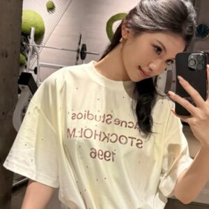 아크네스튜디오 로고 1996 큐빅 반팔티 화이트 레플리카 미러급 SA급 S급 고퀄리티 하이엔드 최상급 의류 [남성여성공용]