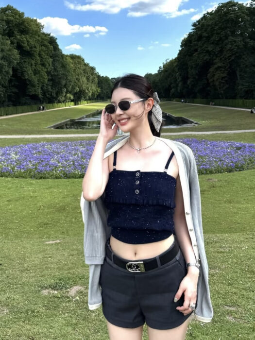 샤넬 펀칭 슬리브리스 끈나시 블랙 레플리카 미러급 SA급 S급 고퀄리티 하이엔드 최상급 의류 [여성]