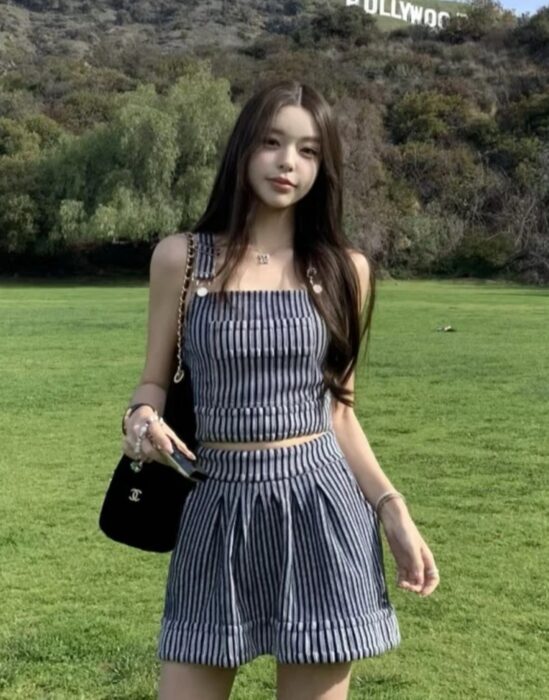 샤넬 흑백 스트라이트 끈나시 베스트 레플리카 미러급 SA급 S급 고퀄리티 하이엔드 최상급 의류 [여성] 2