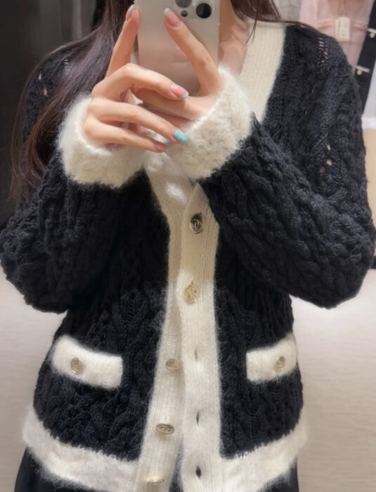 샤넬 25B 모헤어 자카드 가디건 블랙 레플리카 미러급 SA급 S급 고퀄리티 하이엔드 최상급 의류 [여성] 2