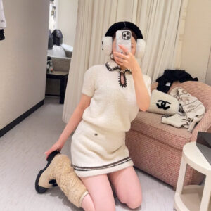 샤넬 캐시미어 부클 텍스처 스커트 아이보리 레플리카 미러급 SA급 S급 고퀄리티 하이엔드 최상급 의류 [여성]