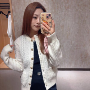 샤넬 코코 neige 캐시미어 자카드 가디건 화이트 레플리카 미러급 SA급 S급 고퀄리티 하이엔드 최상급 의류 [여성]