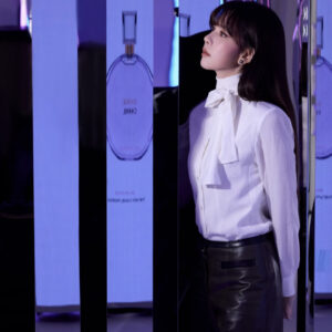 샤넬 CC로고 자카드 실크 리본 긴팔 셔츠 화이트 레플리카 미러급 SA급 S급 고퀄리티 하이엔드 최상급 의류 [여성]