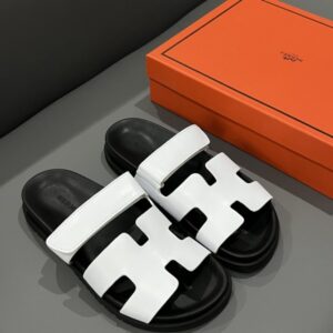 에르메스 시프레 슬리퍼 블랙화이트 레플리카 미러급 SA급 S급 고퀄리티 최상급 하이엔드 신발 [여성]