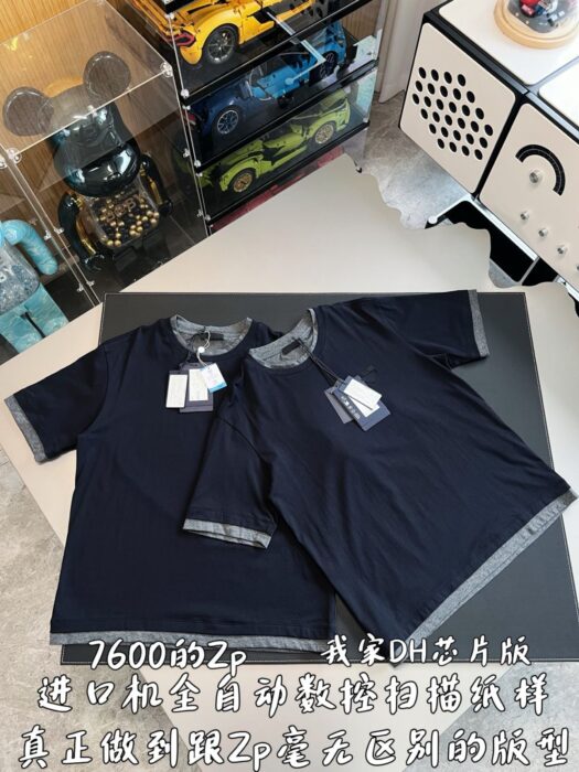 프라다 코튼 페이크 레이어링 반팔티 네이비 그레이 UJN912 레플리카 미러급 SA급 S급 고퀄리티 하이엔드 최상급 의류 [남성여성공용] 5