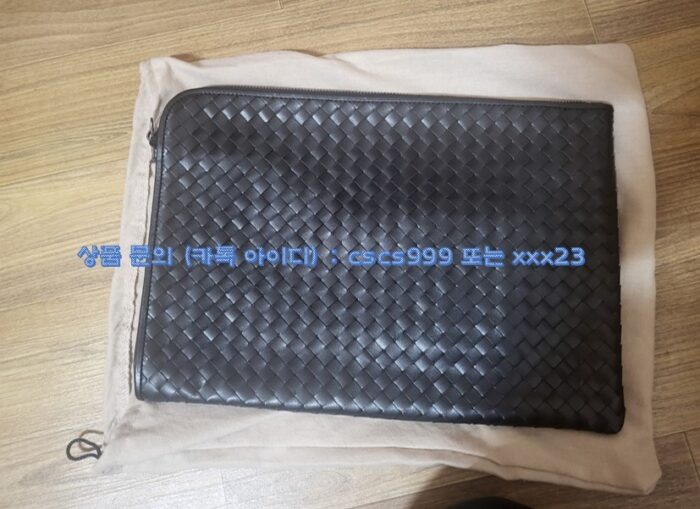 보테가베네타 클러치, 블랙 2