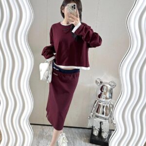 프라다 삼각 로고 레이어드 롱슬리브 레플리카 미러급 SA급 S급 고퀄리티 하이엔드 최상급 의류 [여성]