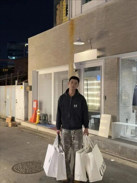발렌시아가 워싱 코튼 헤비웨이트 자수 집업 후디급 고퀄리티 하이엔드 최상급 의류 [남성여성공용] 16