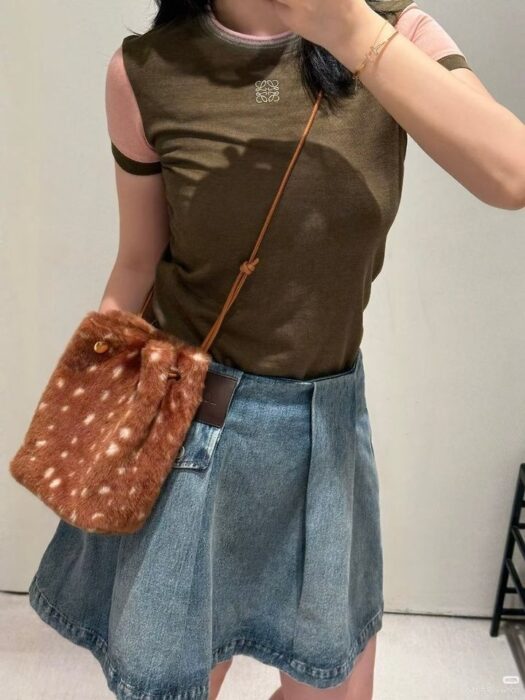 로에베 아나그램 블렌드 저지 티셔츠 레플리카 미러급 SA급 S급 고퀄리티 하이엔드 최상급 의류 [여성] 19