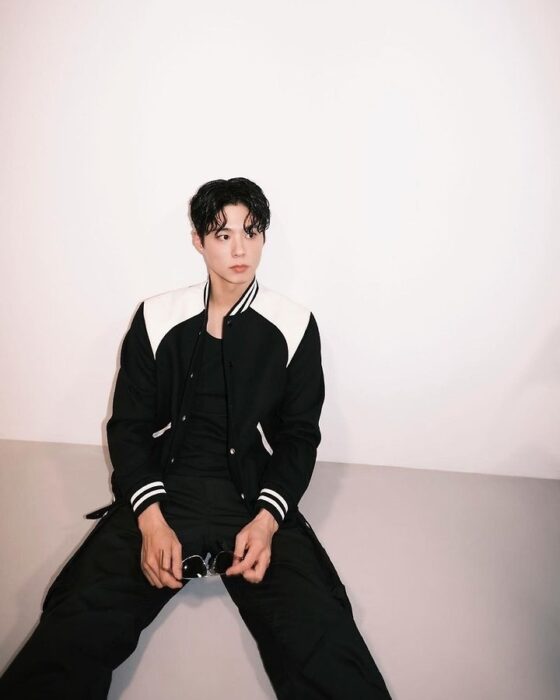 셀린느 울 텍스처 클래식 테디 자켓 레플리카 미러급 SA급 S급 고퀄리티 하이엔드 최상급 의류 [남성여성공용]