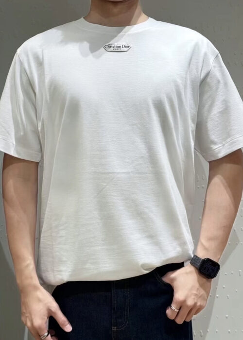 디올 로고패치 반팔 라운드 티셔츠 (2 color)  레플리카 미러급 SA급 S급 고퀄리티 하이엔드 최상급 의류 [남성여성공용] - thebest 35