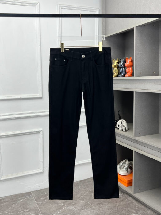 버버리 b로고 슬림핏 스트레이트 블랙진 레플리카 미러급 SA급 S급 고퀄리티 하이엔드 최상급 의류 [남성] 4