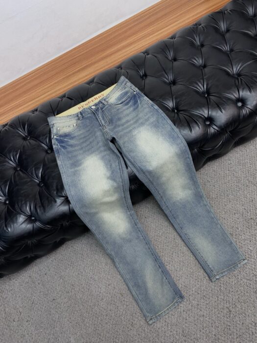 버버리 워싱로고 슬림핏 스트레이트 레그진 레플리카 미러급 SA급 S급 고퀄리티 하이엔드 최상급 의류 [남성] 9