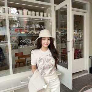 디올 페가수스 자수 니트 반팔티 레플리카 미러급 SA급 S급 고퀄리티 하이엔드 최상급 의류 [여성]