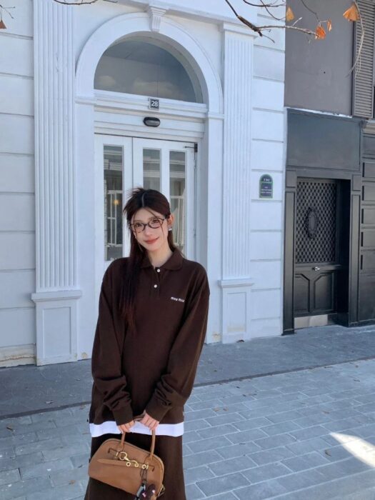 미우미우 자수로고 폴로 루즈핏 롱슬리브 레플리카 미러급 SA급 S급 고퀄리티 하이엔드 최상급 의류 [여성] 11