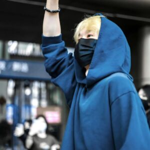 아크네스튜디오 프린트 디스트레스드 로고 후드티 레플리카 미러급 SA급 S급 고퀄리티 하이엔드 최상급 의류 [남성여성공용] [셀럽]