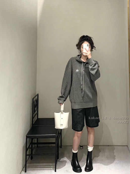 로에베 자수 후드 스웨터 레플리카 미러급 SA급 S급 고퀄리티 하이엔드 최상급 의류 [남성여성공용] [셀럽] 16