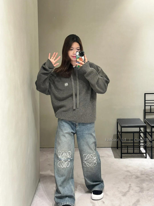 로에베 자수 후드 스웨터 레플리카 미러급 SA급 S급 고퀄리티 하이엔드 최상급 의류 [남성여성공용] [셀럽] 14