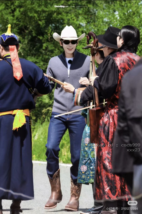 디올 가슴 로고 지퍼 가디건 스웨터 레플리카 미러급 SA급 S급 고퀄리티 하이엔드 최상급 의류 [남성여성공용] [셀럽] 11