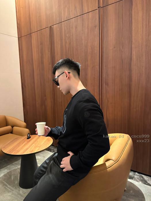 몽클레어 더블 프린트 스웨트셔츠 레플리카 미러급 SA급 S급 고퀄리티 하이엔드 최상급 의류 [남성여성공용] [셀럽] 3