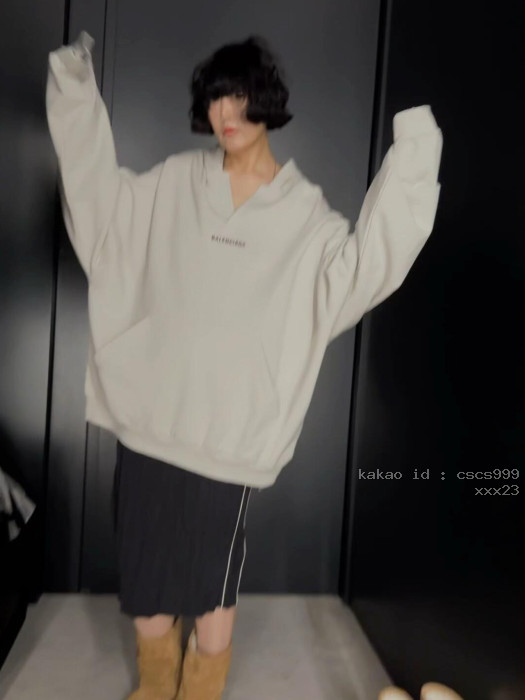 발렌시아가 자수 레터링 후드 스웨트셔츠 레플리카 미러급 SA급 S급 고퀄리티 하이엔드 최상급 의류 [남성여성공용] [셀럽] 5