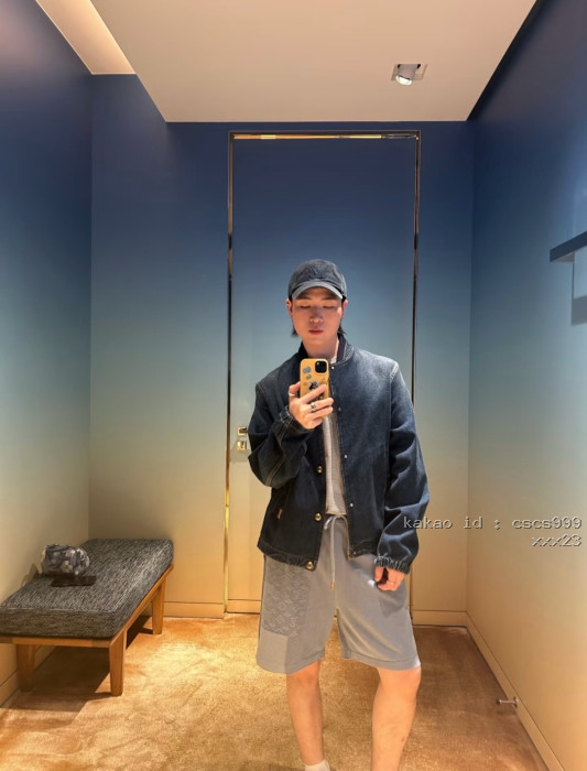 루이비통 LV 레터 라벨 데님 재킷 레플리카 미러급 SA급 S급 고퀄리티 하이엔드 최상급 의류 [남성여성공용] [셀럽] 4