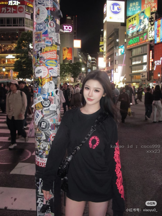 크롬하츠 핑크 말발굽 뒷면 긴팔 티셔츠 레플리카 미러급 SA급 S급 고퀄리티 하이엔드 최상급 의류 [남성여성공용] [셀럽] 5
