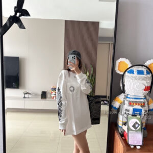 크롬하츠 말굽 뒷면 긴팔 티셔츠 레플리카 미러급 SA급 S급 고퀄리티 하이엔드 최상급 의류 [남성여성공용] [셀럽]