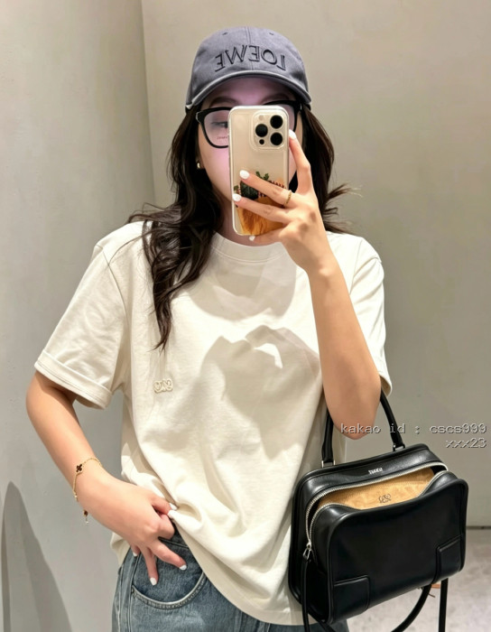 로에베 컬러 블록 아나그램 로고 자수 티셔츠 레플리카 미러급 SA급 S급 고퀄리티 하이엔드 최상급 의류 [여성복] [셀럽]