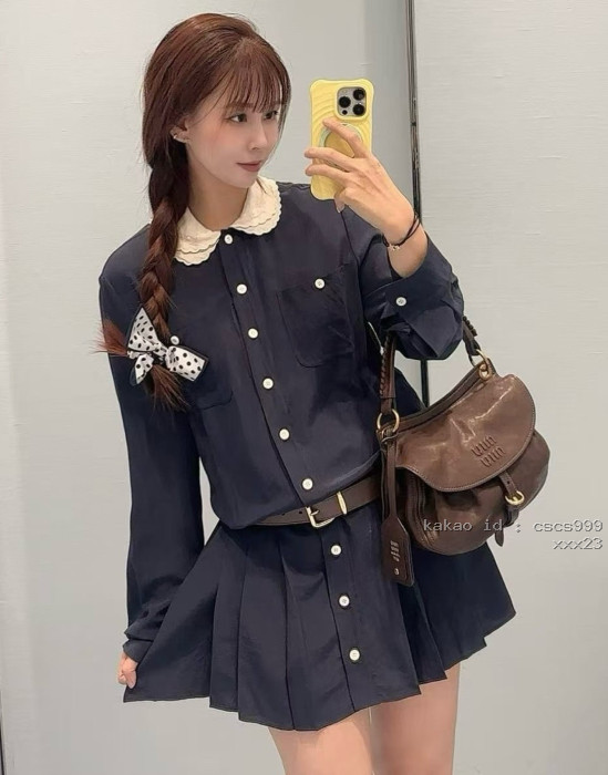 미우미우 네이비 블루 피터팬 칼라 플리츠 셔츠 원피스 레플리카 미러급 SA급 S급 고퀄리티 하이엔드 최상급 의류 [여성복] [셀럽]
