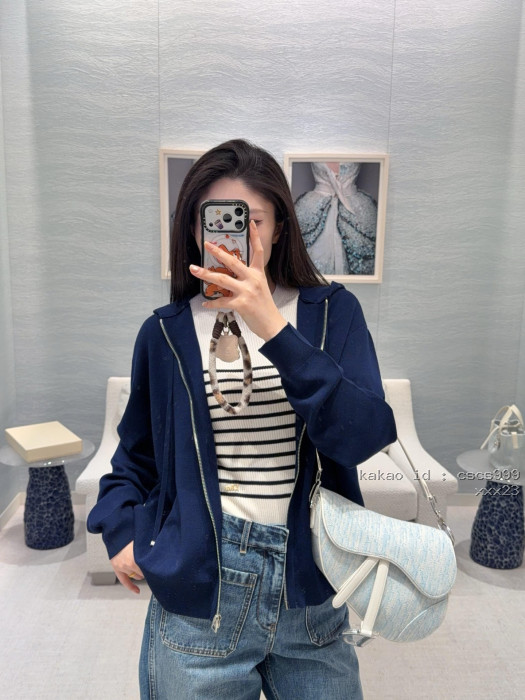 디올 네이비 블루 로고 자수 울 후드 집업 가디건 레플리카 미러급 SA급 S급 고퀄리티 하이엔드 최상급 의류 [여성복] [셀럽] 3