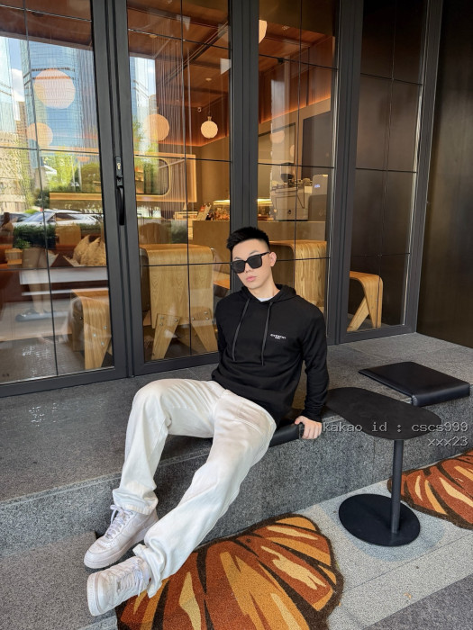 지방시 로고 자수 스웨터 후디 레플리카 미러급 SA급 S급 고퀄리티 하이엔드 최상급 의류 [남성여성공용] [셀럽] 12