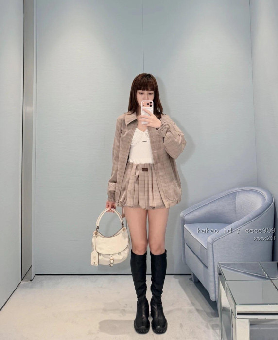 미우미우 체크 루즈핏 재킷 카라자켓 레플리카 미러급 SA급 S급 고퀄리티 하이엔드 최상급 의류 [여성복] [셀럽] 5