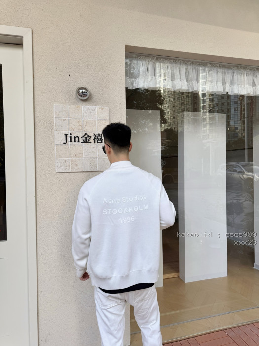 아크네스튜디오 실리콘 엠보싱 가죽 니트 가디건 레플리카 미러급 SA급 S급 고퀄리티 하이엔드 최상급 의류 [남성여성공용] [셀럽] 15
