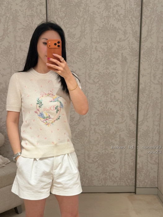 디올 헤비웨이트 벌새 화환 자수 캐시미어 반팔 니트 스웨터 레플리카 미러급 SA급 S급 고퀄리티 하이엔드 최상급 의류 [여성복] [셀럽] 10