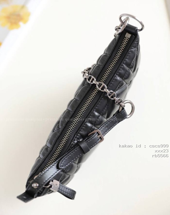 디올 트래블 노마드 파우치 클러치 4