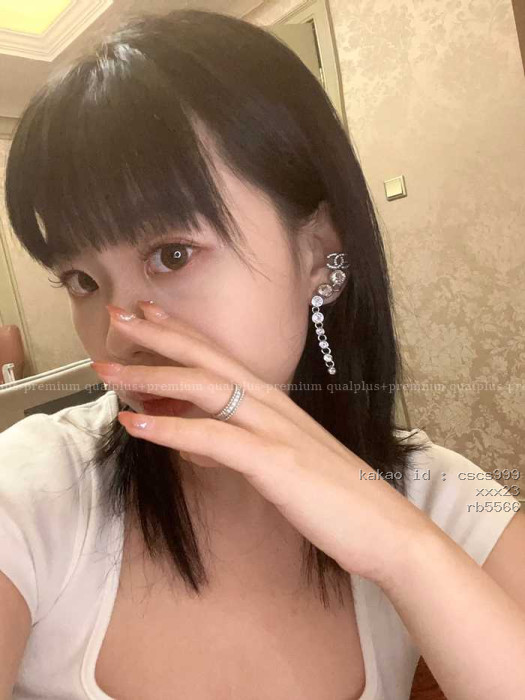샤넬 CC 클립 이어링 귀걸이 악세사리 귀걸이 8