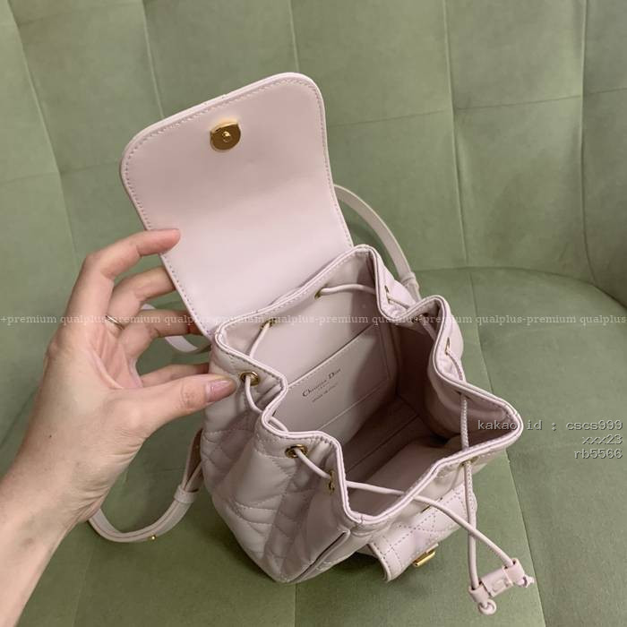디올 카로 백팩 스몰 가방 4
