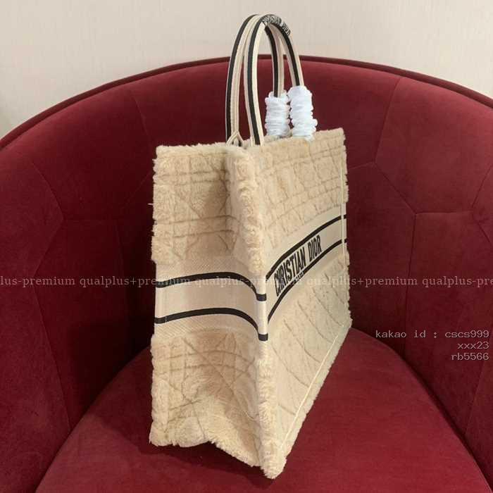 디올 북토트백 라지 가방 2