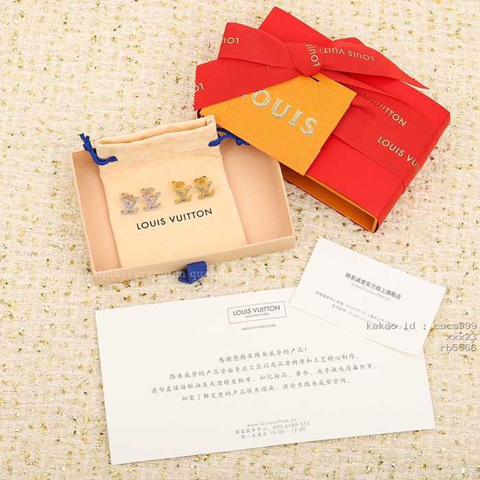 루이비통 이딜 블라썸 LV 스터드 귀걸이 (2color) 악세사리 귀걸이 2